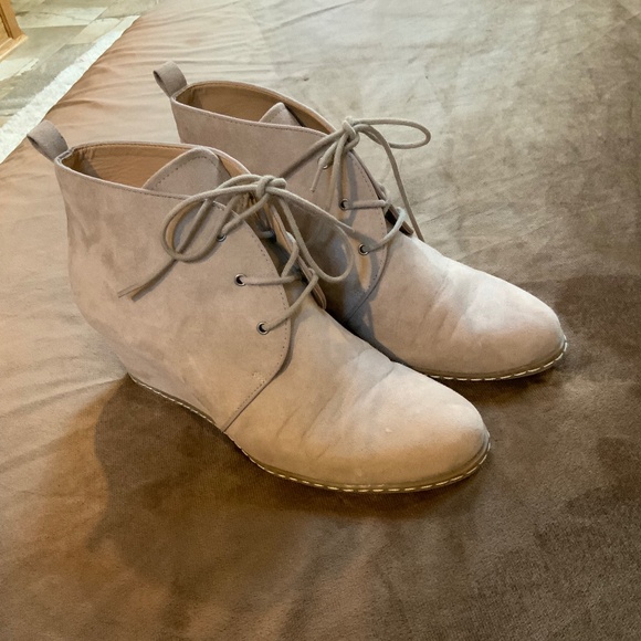 Franco Sarto Sz 8.5 Tie Wedge Ankle Boots Tan Color - Picture 4 of 4